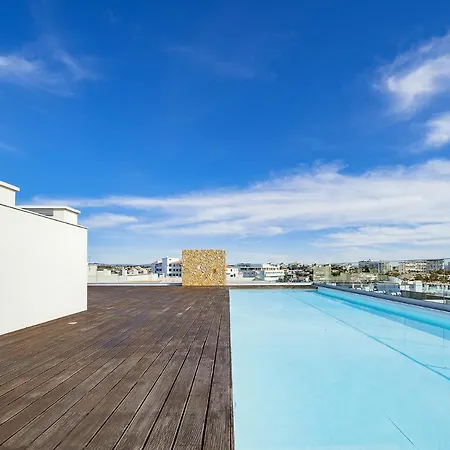 Apartment Modern 2 Bed - - Roof Pool